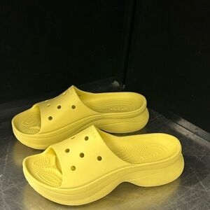 Crocs Women’s Bae Slide Sandals Size 11